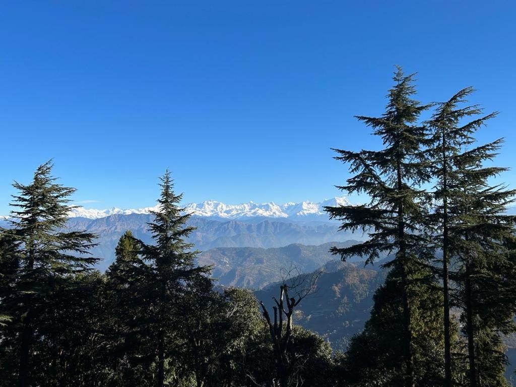 The Deodar Inn Pauri Exterior photo